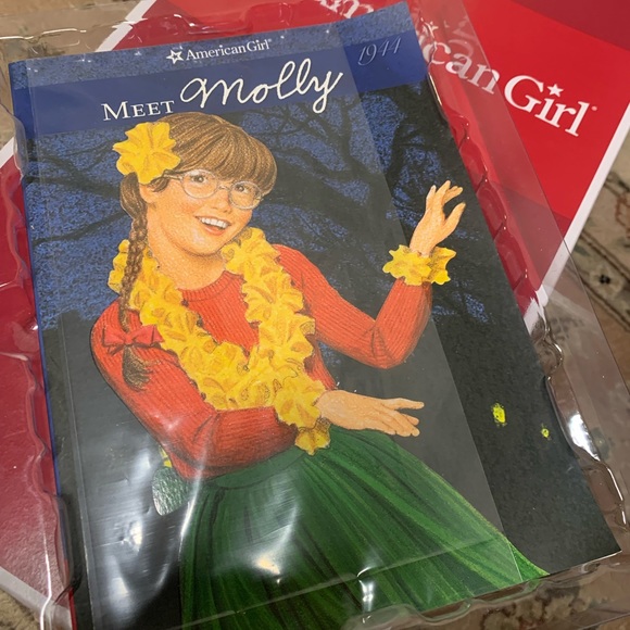 New in Box American Girl Doll Molly - Picture 5 of 9